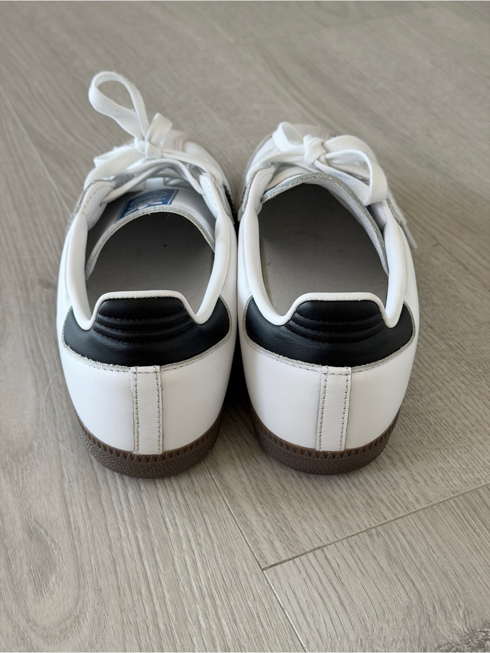 Adidas Samba OG in white/black, women’s size 7.5 - Picture 5 of 6